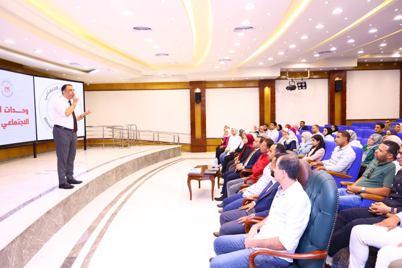 جانب من لقاء الوحدات جانب من لقاء الوحدات