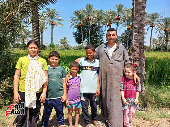 فرحة-الأطفال-بانطلاق-موسم-الحصاد