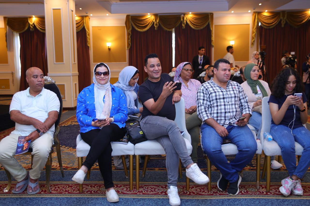 بعض الصحفيين والاعلاميين