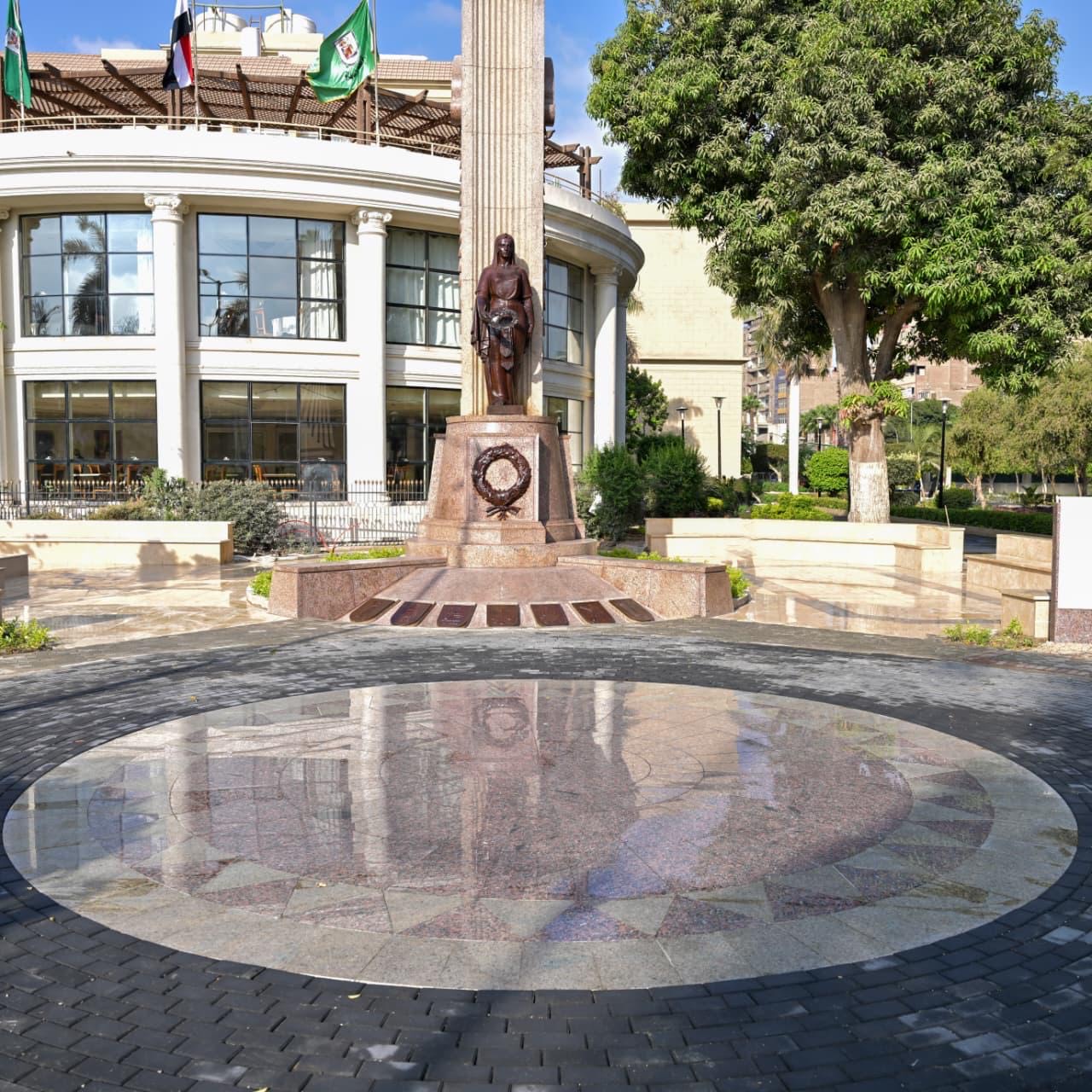 جانب من مشروع تطوير الحرم الجامعى جانب من مشروع تطوير الحرم الجامعى