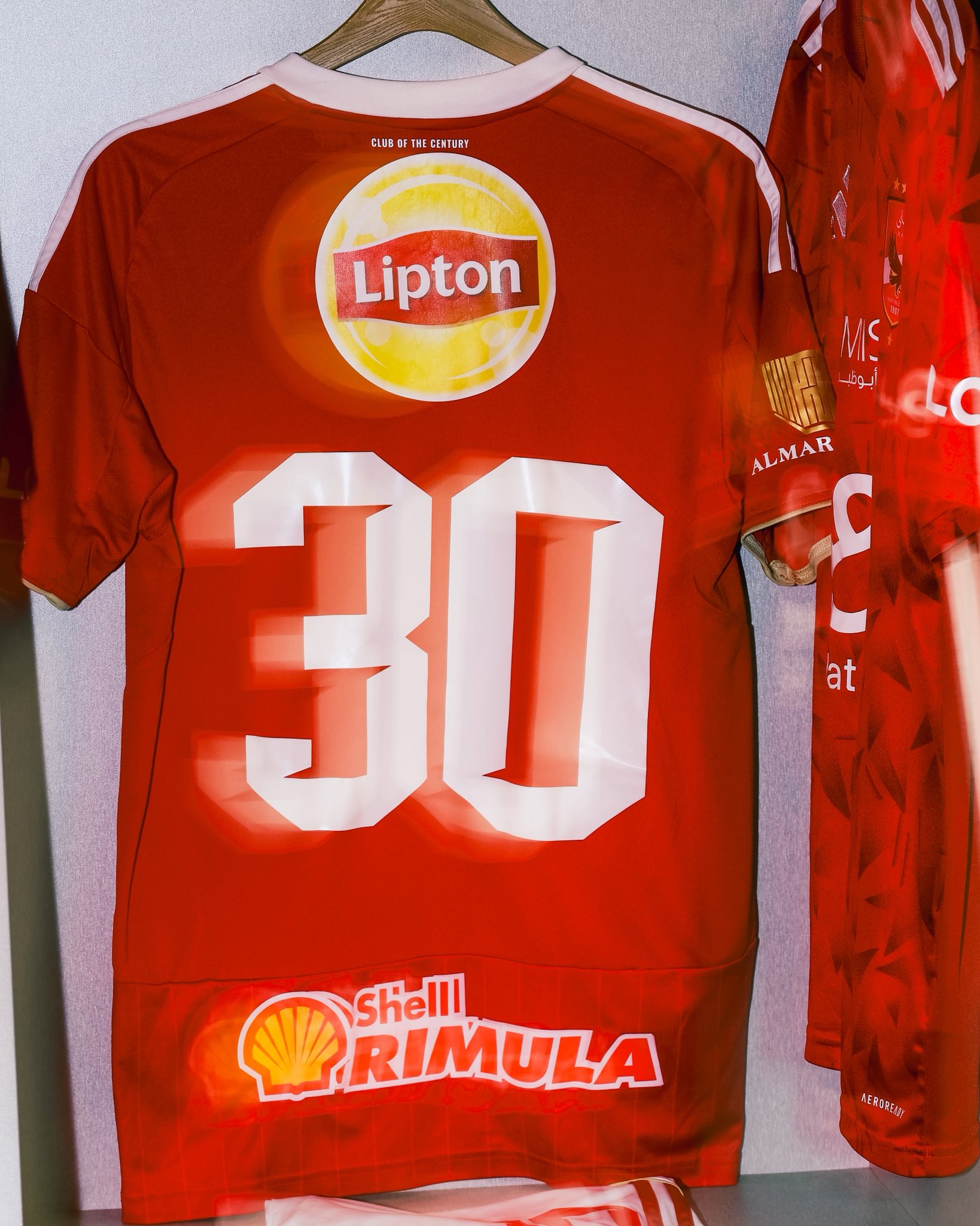 قميص هاني قميص هاني