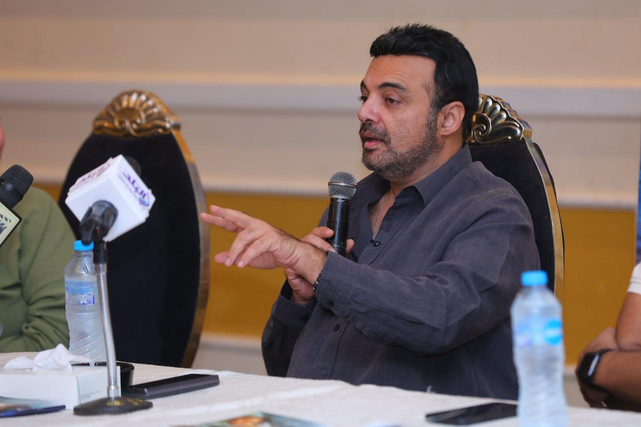 عمرو محمود ياسين في الندوة