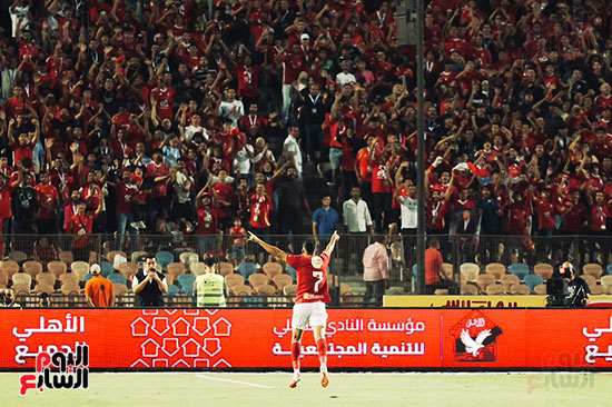 ترزيجية يحتفل مع الجمهور