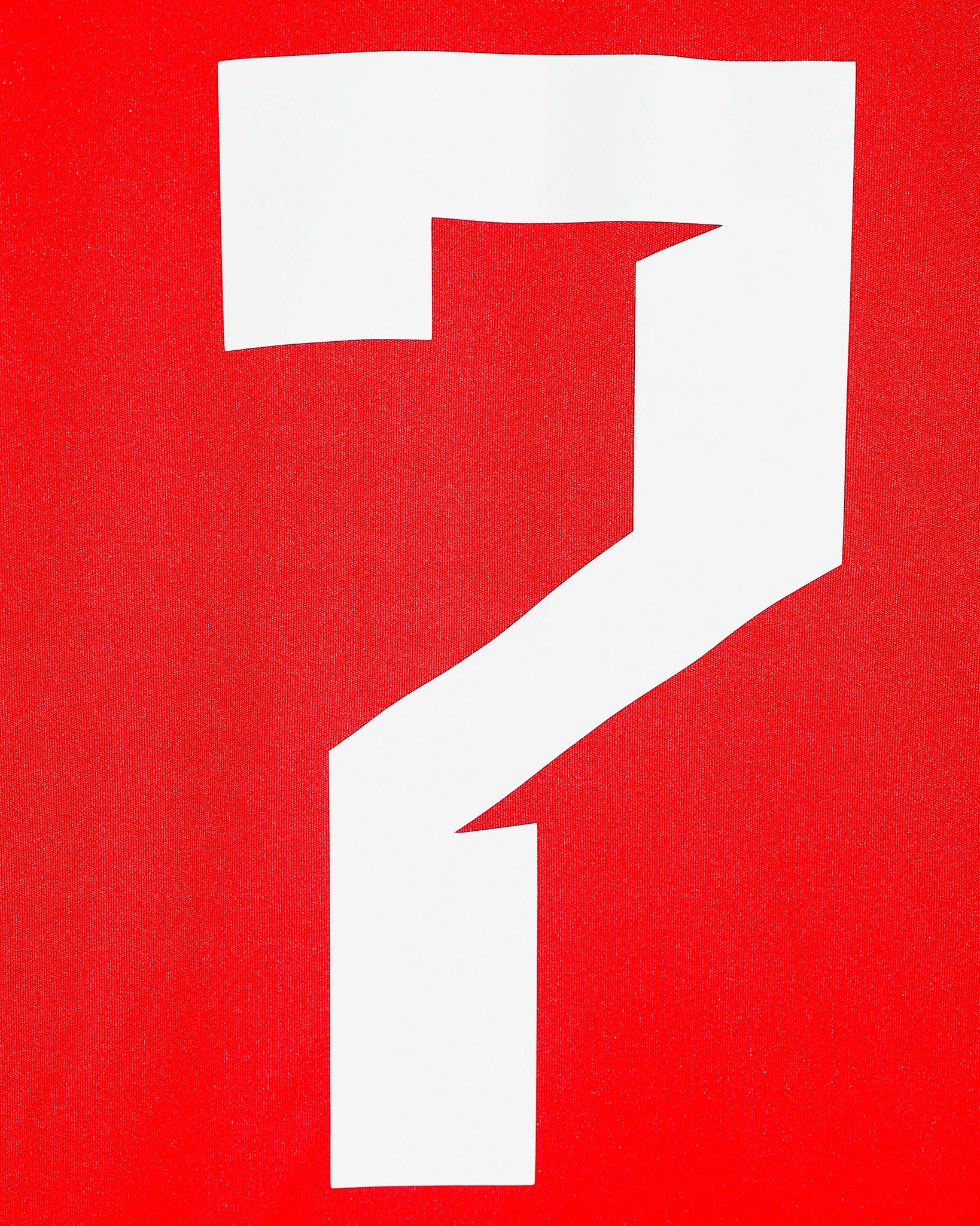 قميص تريزيجيه قميص تريزيجيه