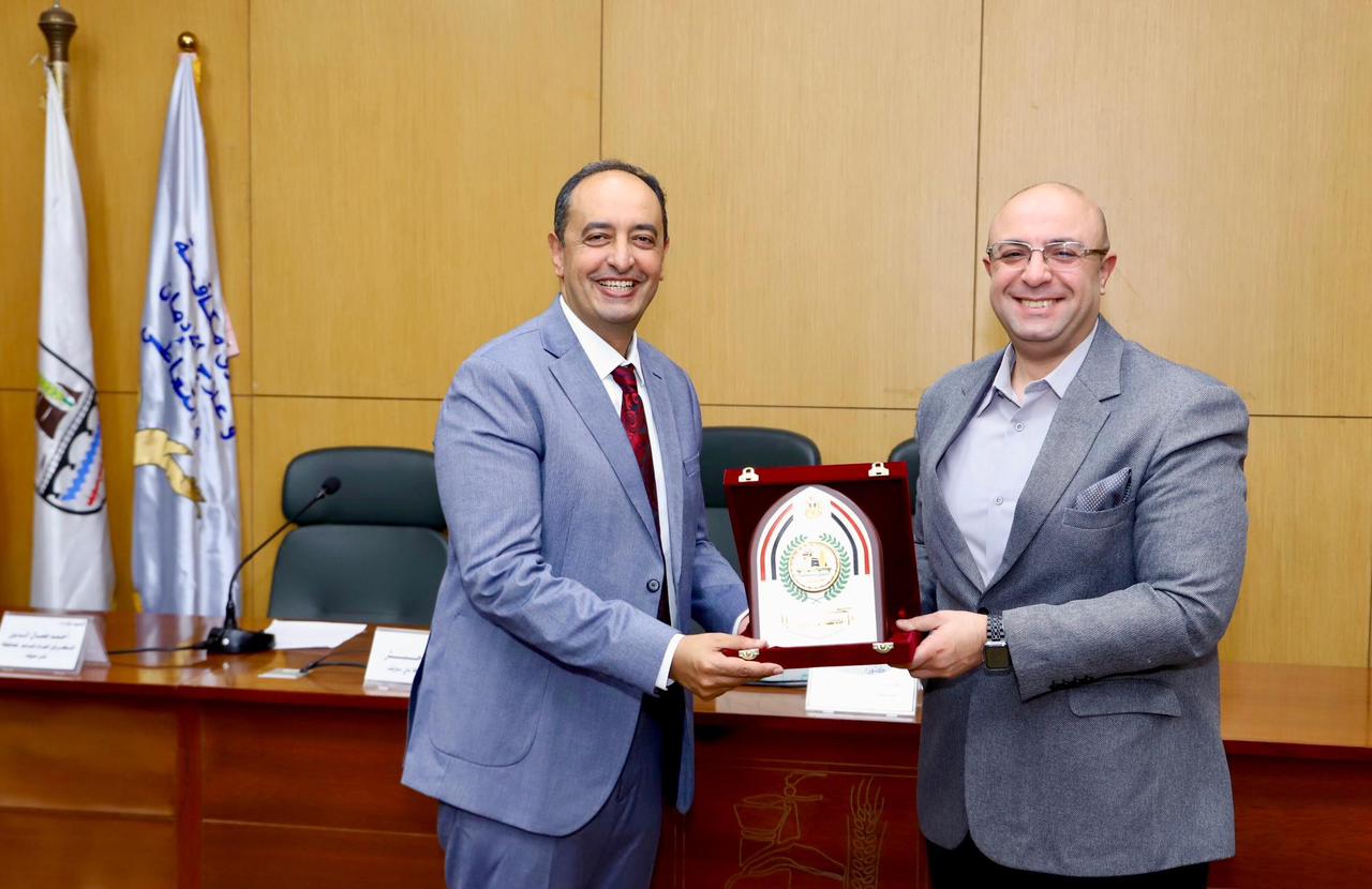 الدكتور محمد هاني غنيم و الدكتور عمرو عثمان