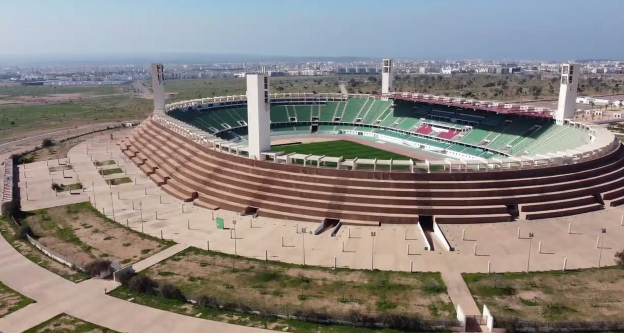 ملعب أغادير الكبير من الخارج