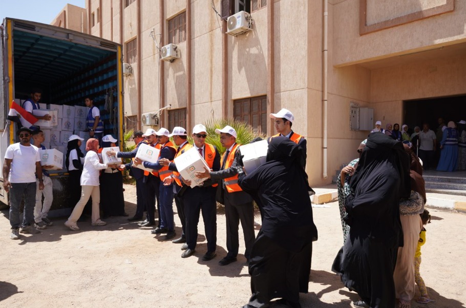 أعلن البنك الأهلي المصري عن مشاركته الفعالة في مبادرة “معاً بالوعي نحميها” (6)