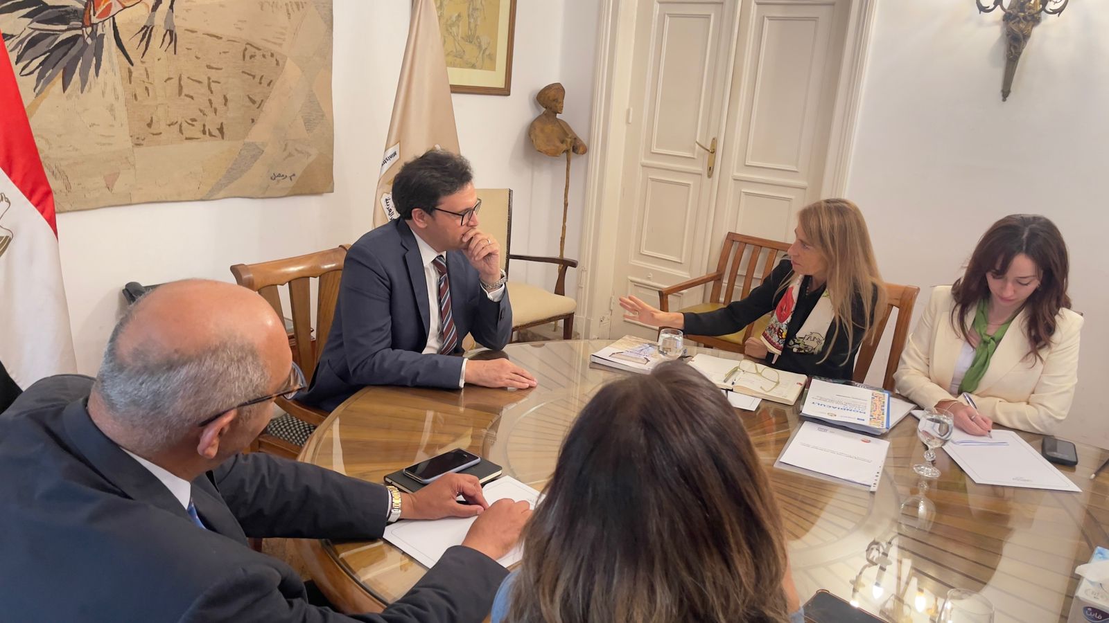 اجتماع وزير الثقافة والمدير الإقليمي لمكتب اليونسكو