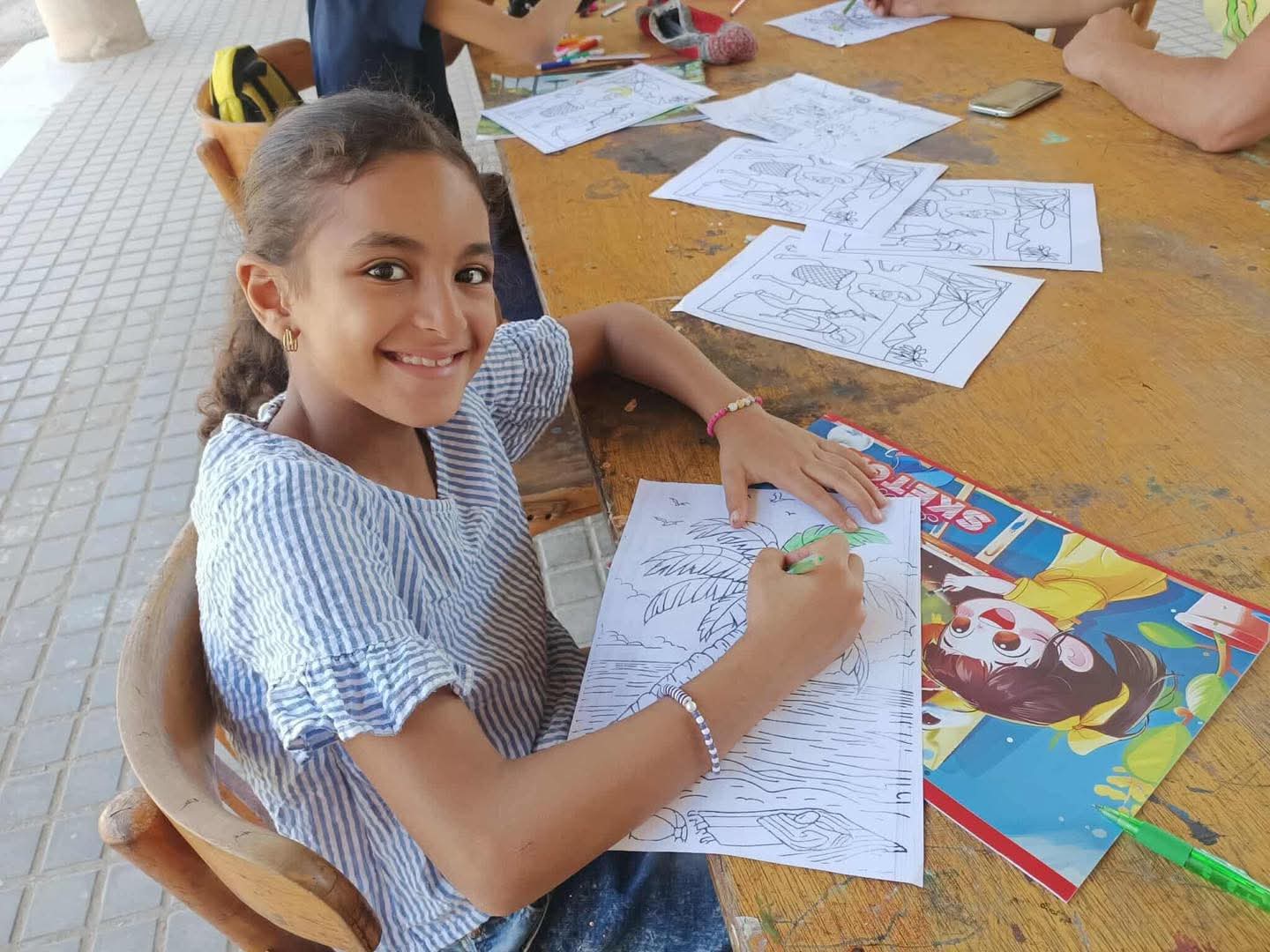 الأطفال بالمبادرة 