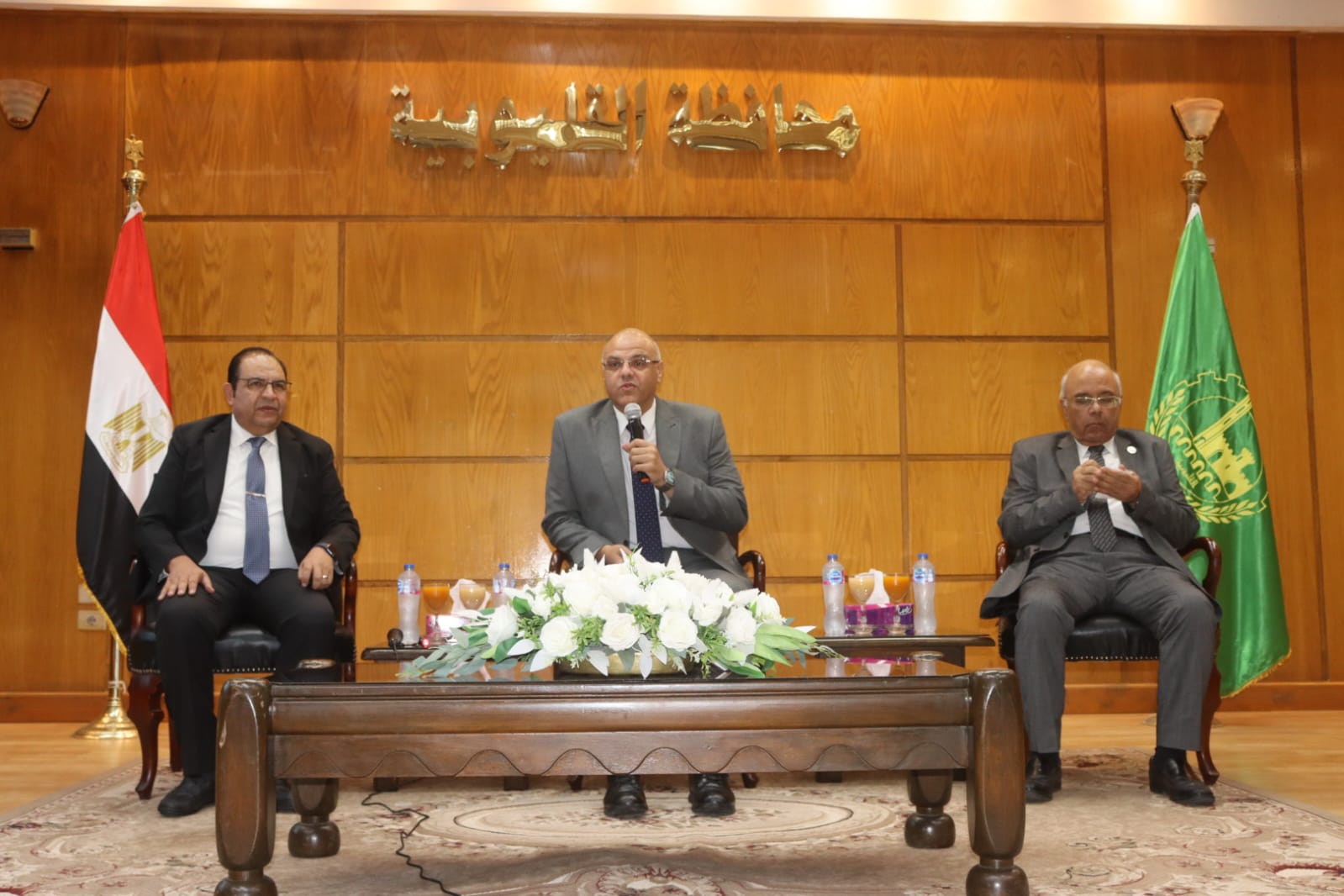 جانب من الندة