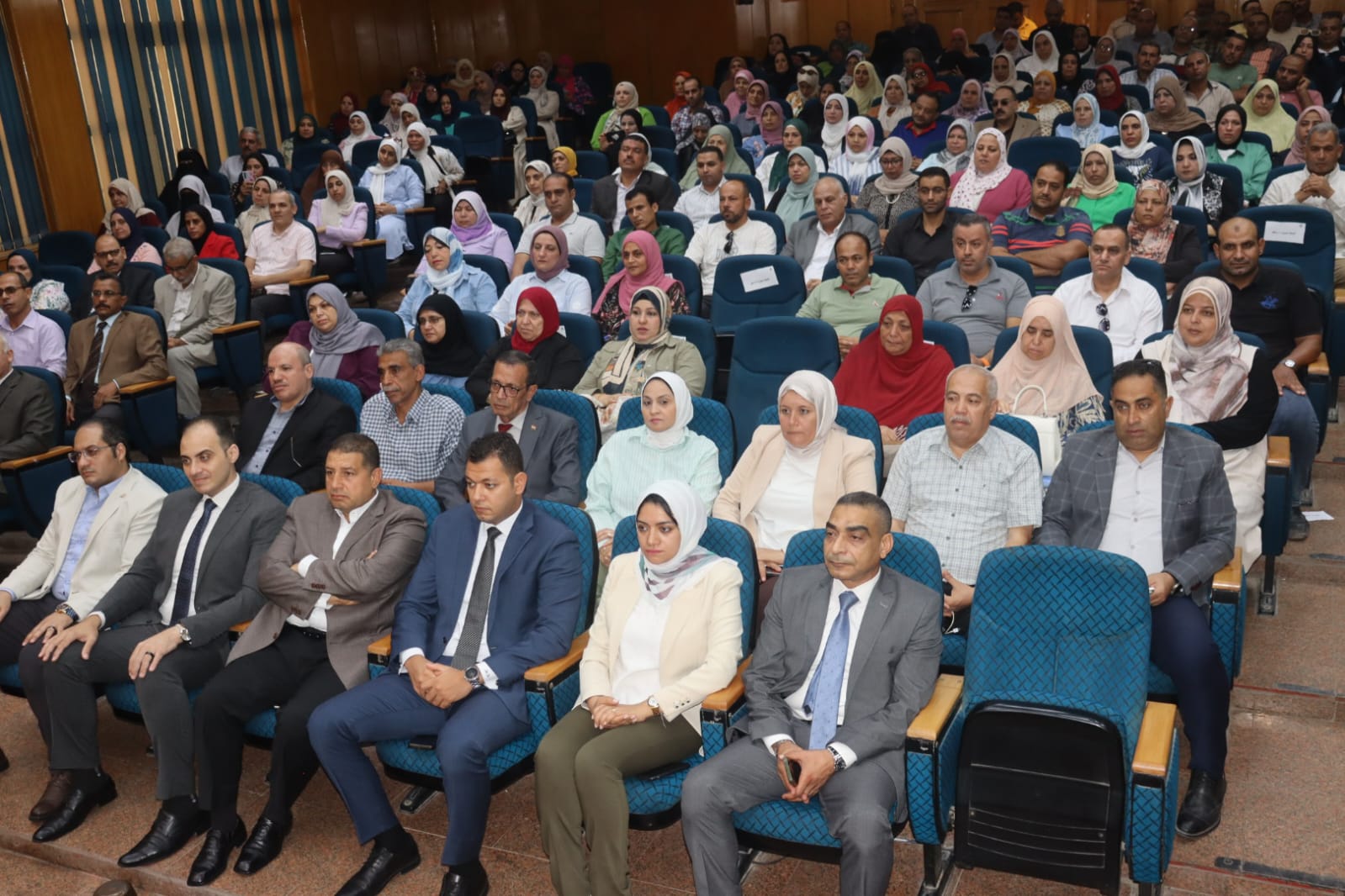 المشاركين بالندوة التثقيفية لمحاربة الفساد بالقليوبية
