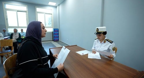 لحظات انتظار الطلاب