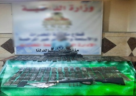 المتهمون والمضبوطات (11)