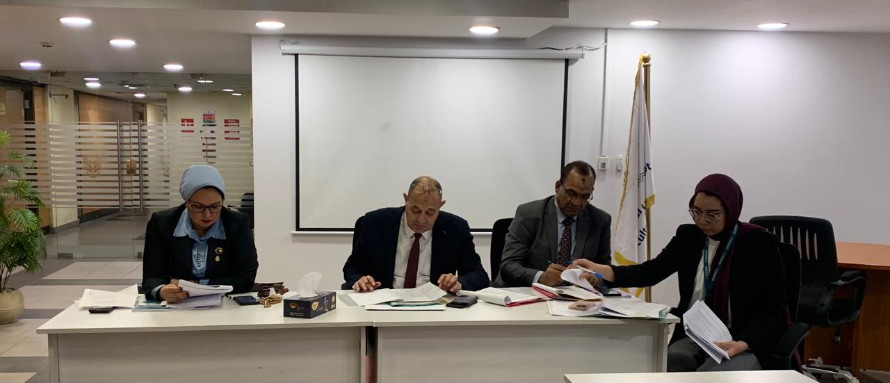 نقيب البنوك تناقش تعديلات لائحة الأجور بالبنك الزراعي نقيب البنوك تناقش تعديلات لائحة الأجور بالبنك الزراعي