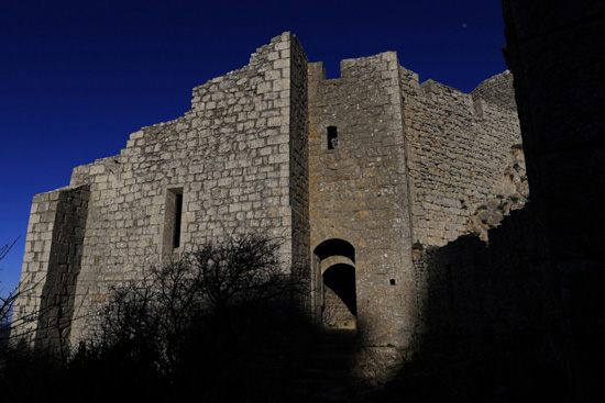 مدينة كاركاسون المحصنة التاريخية (7)