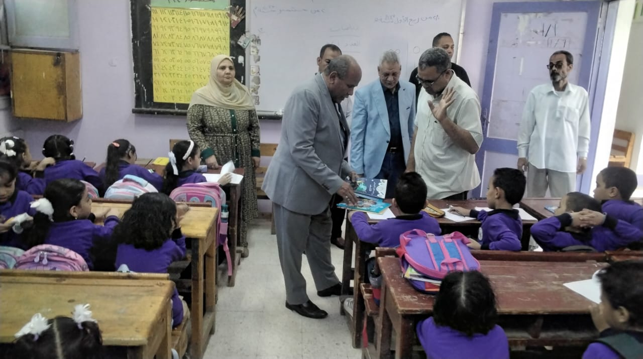 جولة  داخل الفصول 