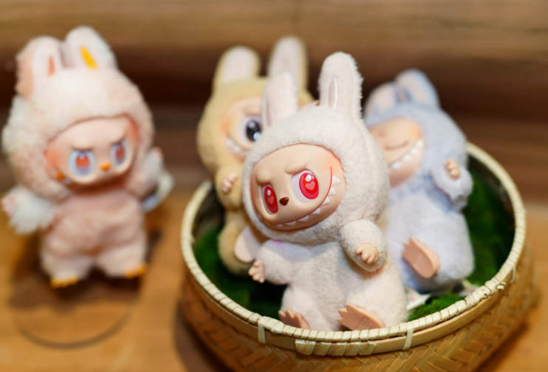 دمى لابوبو دمى لابوبو