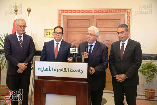 مؤتمر صحفى على هامش افتتاح العام الجامعى من جامعة القاهرة الأهلية (2)