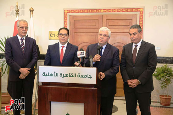 مؤتمر صحفى على هامش افتتاح العام الجامعى من جامعة القاهرة الأهلية (3)