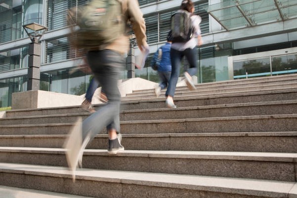 التأخر عن الجامعة