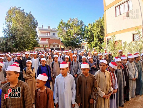 بدء الدراسة بالمعاهد الازهرية (8)