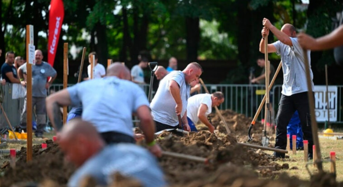 المجر تستضيف البطولة الدولية الثامنة لحفر القبور