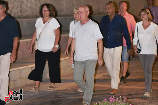 أجانب-يزورون-ممشى-بنى-سويف