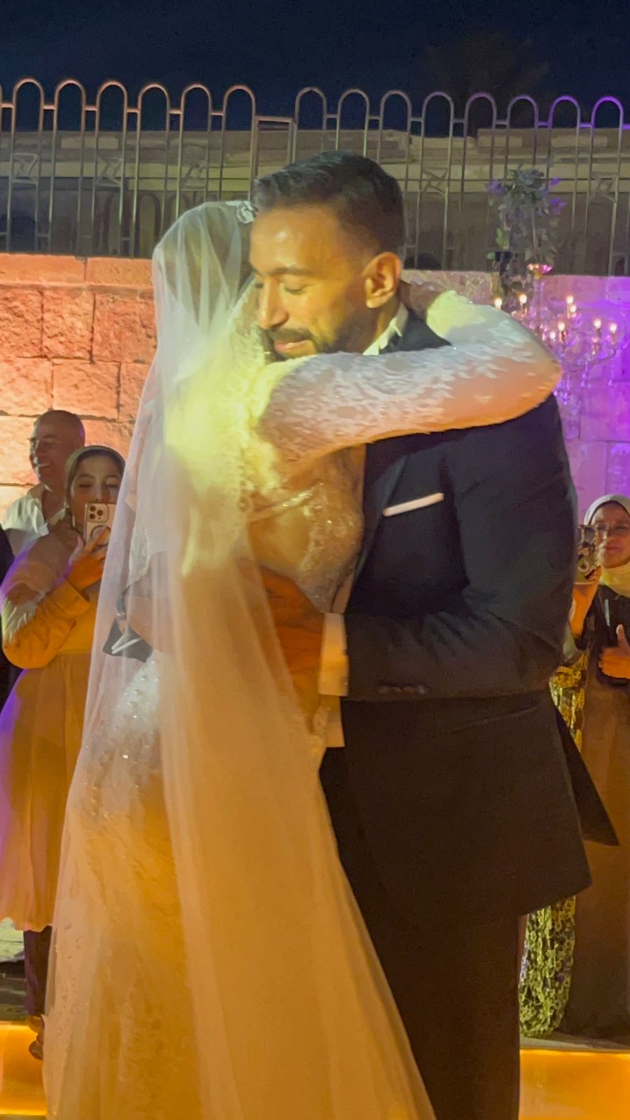 المخرج محمد عبد السلام وعروسته