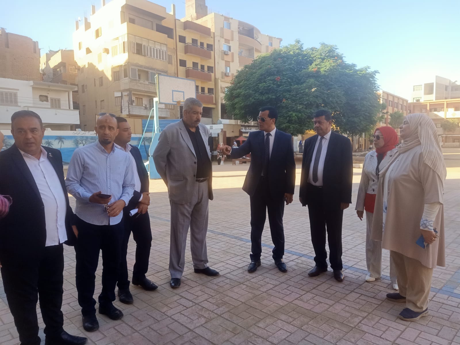 وكيل الوزارة وقيادات المدرية 