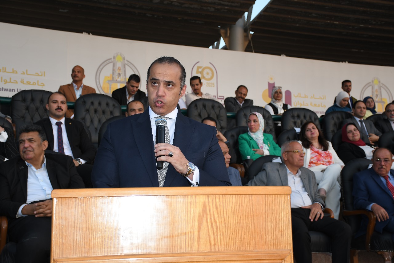  المستشار محمود فوزي الشؤون النيابية والقانونية والتواصل السياسي