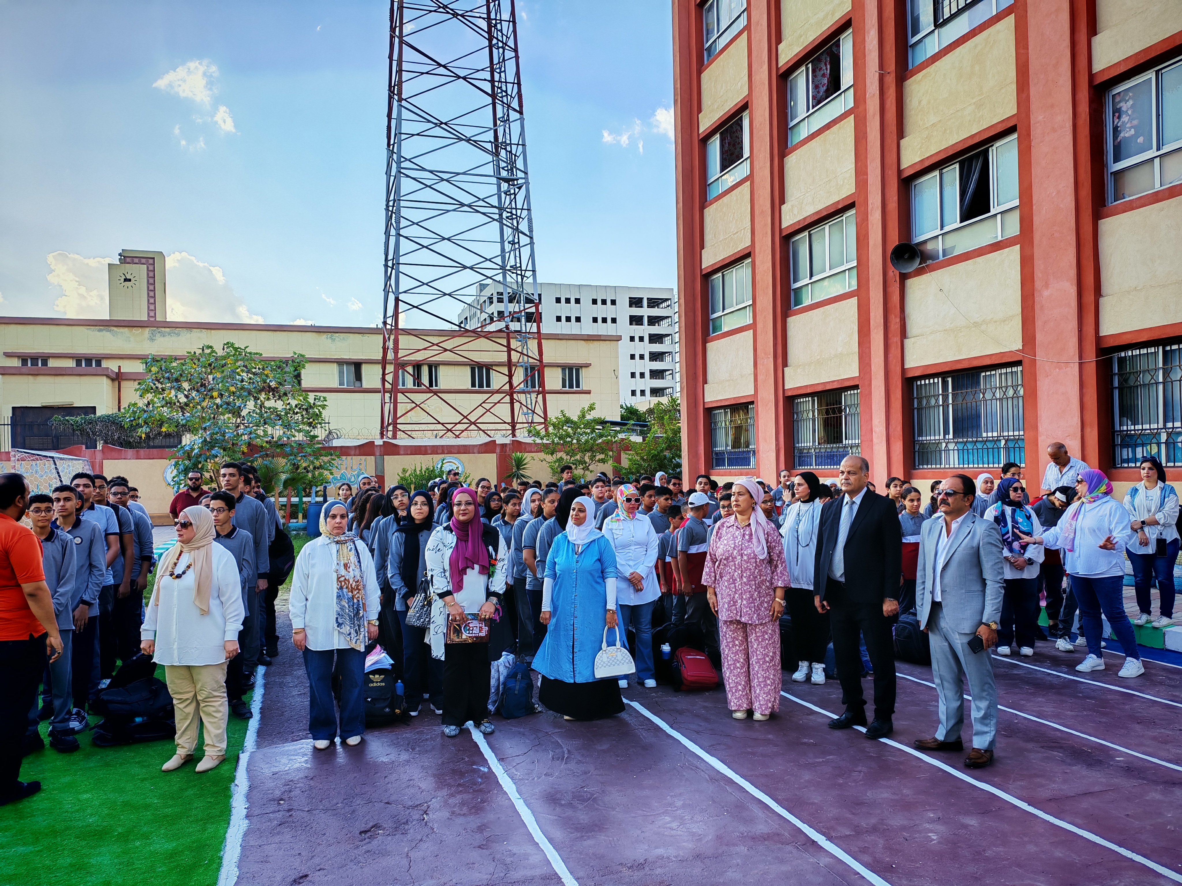 جانب من تحية الغلم