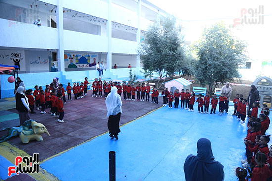 طابور المدرسة