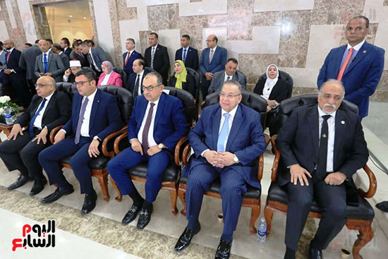 الحضور