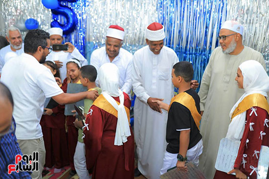 تكريم-الأطفال-حفظة-كتاب-الله-فى-الاحتفالية تكريم-الأطفال-حفظة-كتاب-الله-فى-الاحتفالية