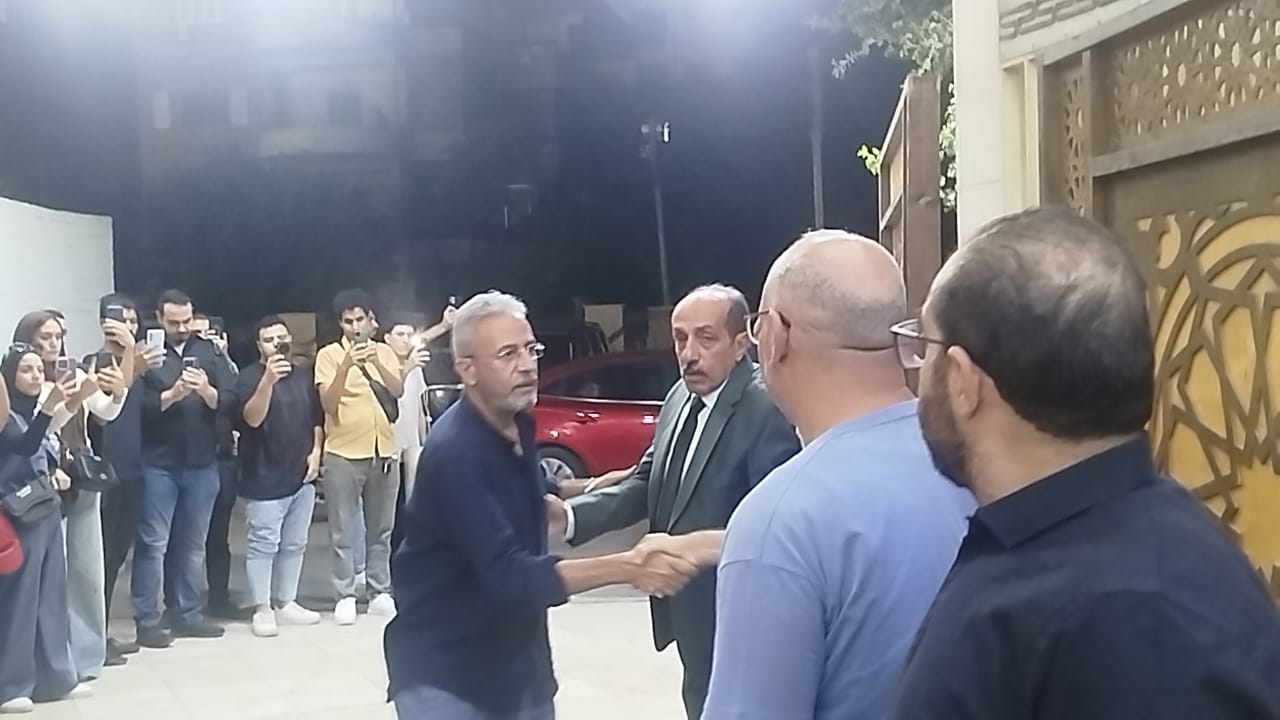 صبرى فواز 