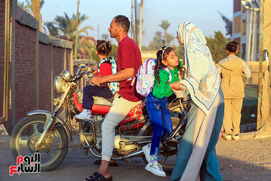 بداية الدراسة بمدارس مركز العياط (5)