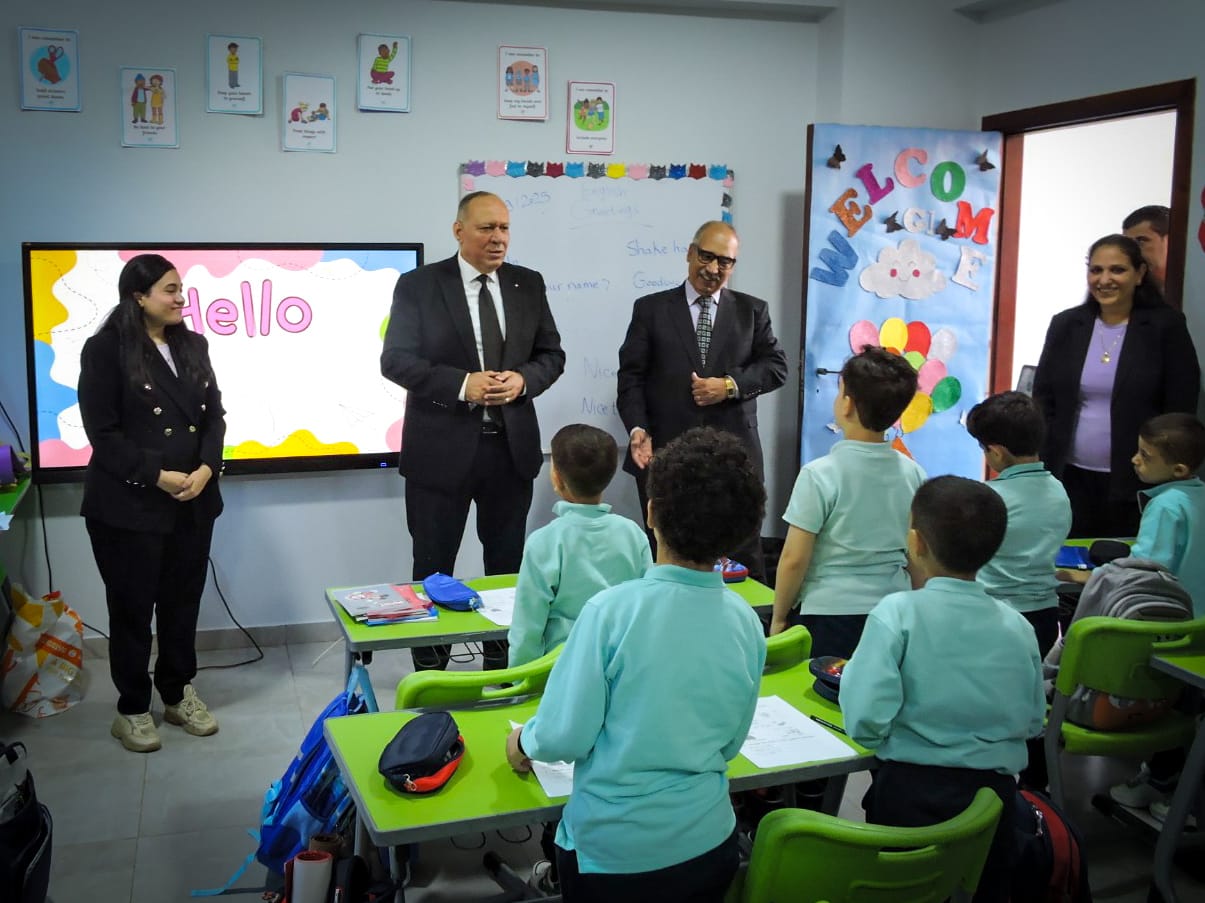 الاحتفال بدخول عام دراسي جديد