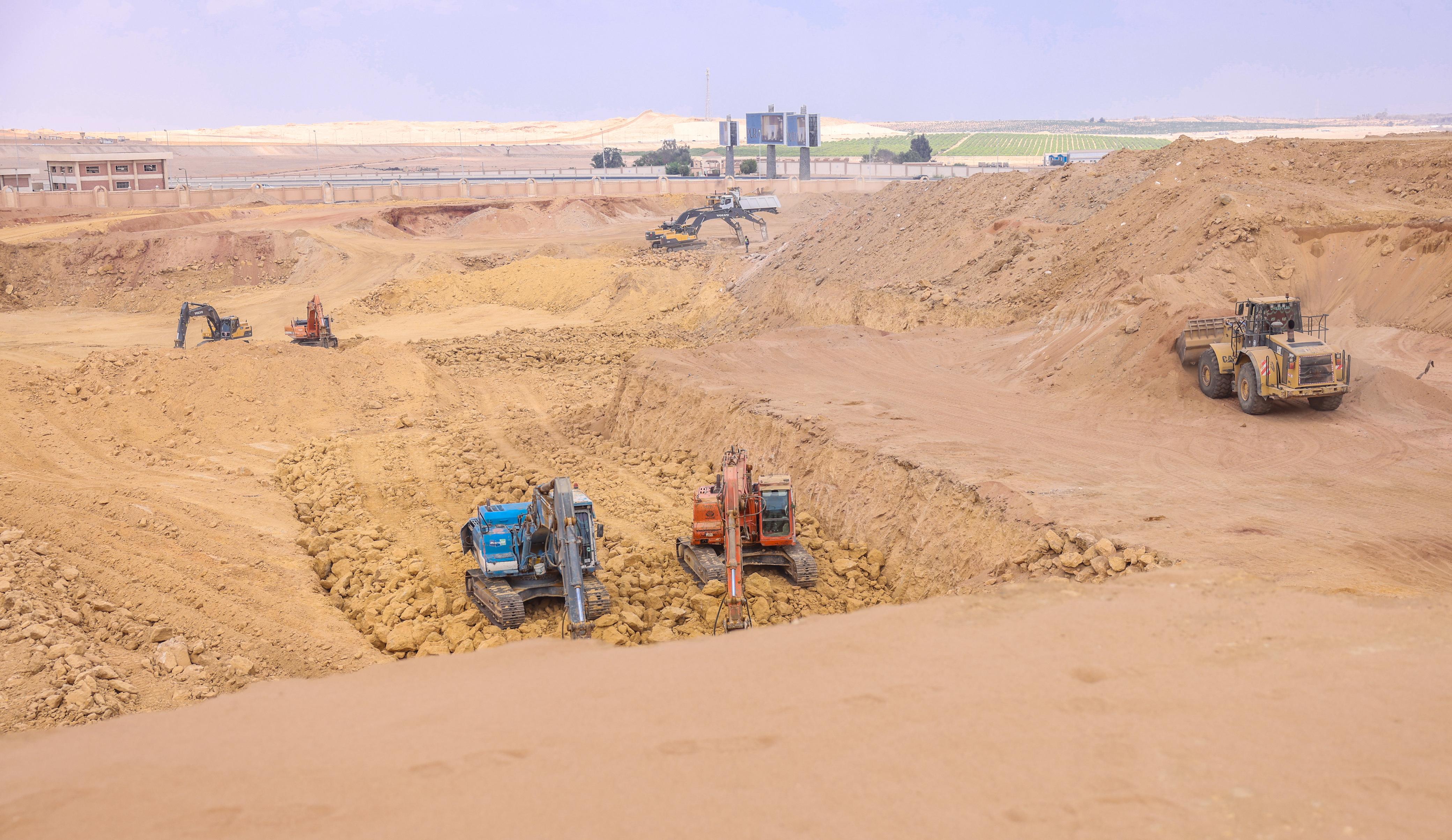 جانب من أعمال الحفر 2