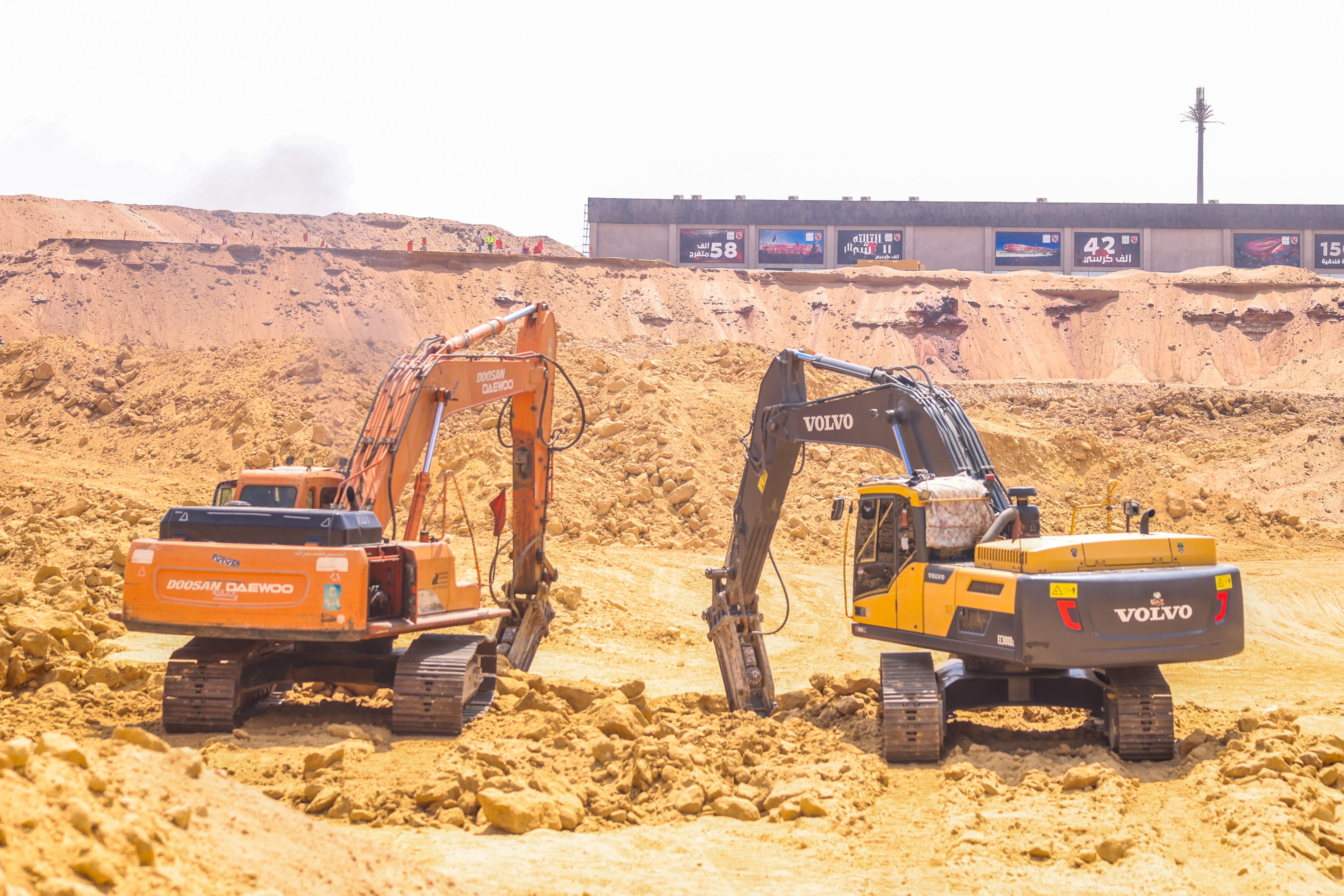 تواصل أعمال الحفر