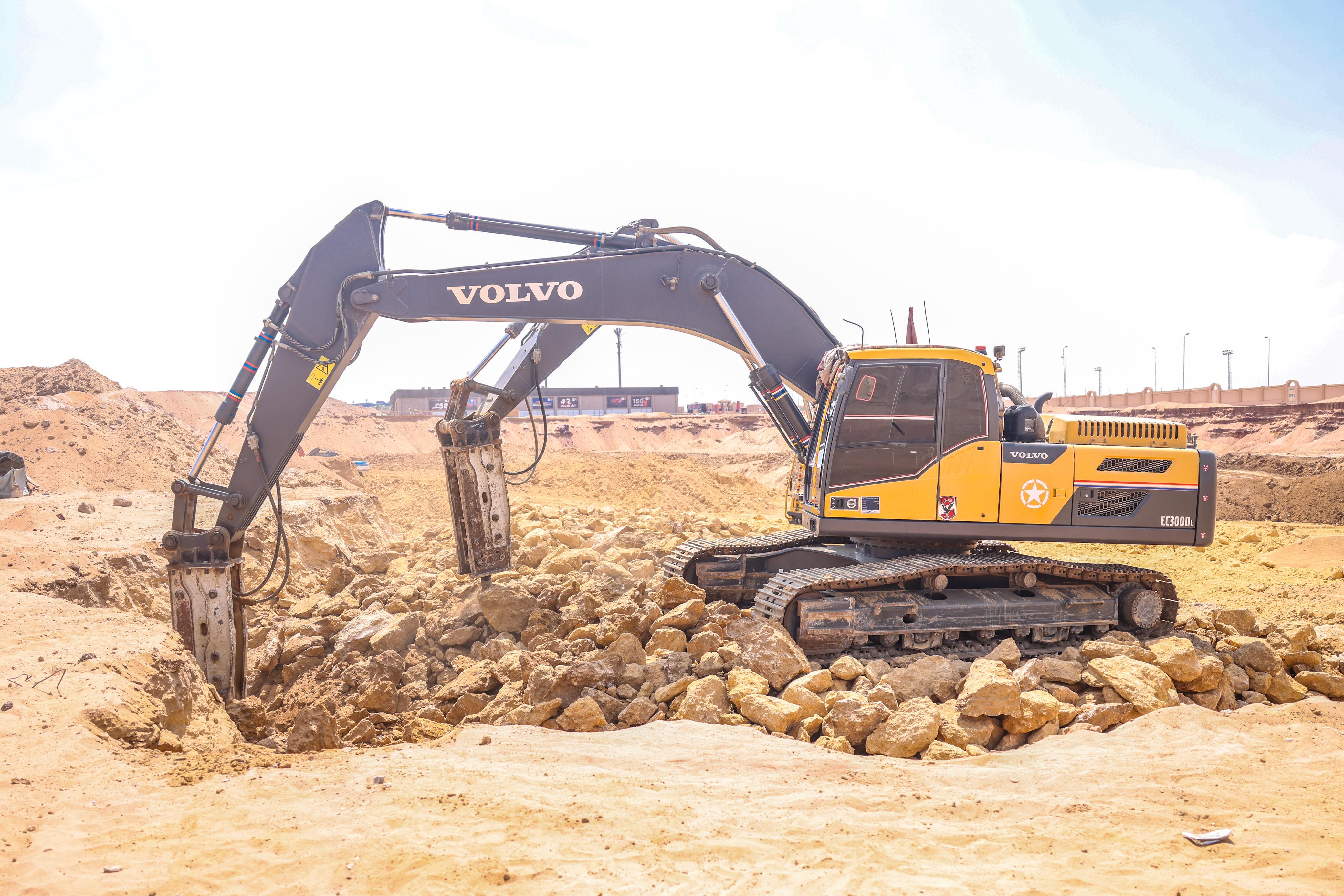 1معدات الحفر