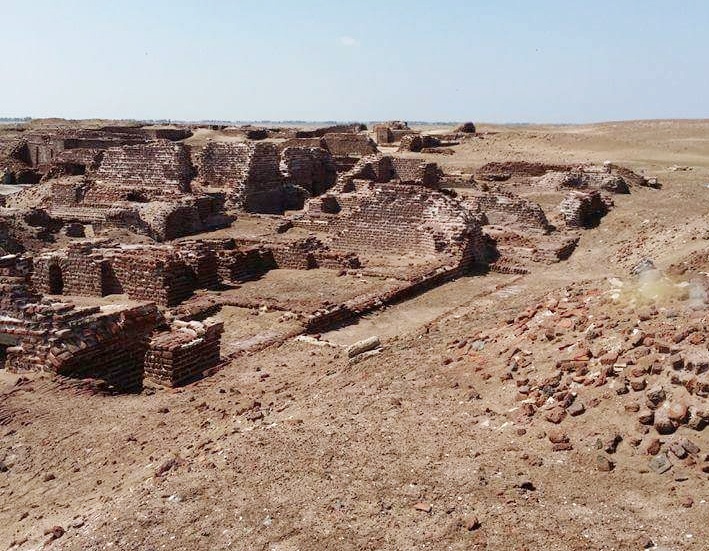 بعض آثار الفرما بعض آثار الفرما