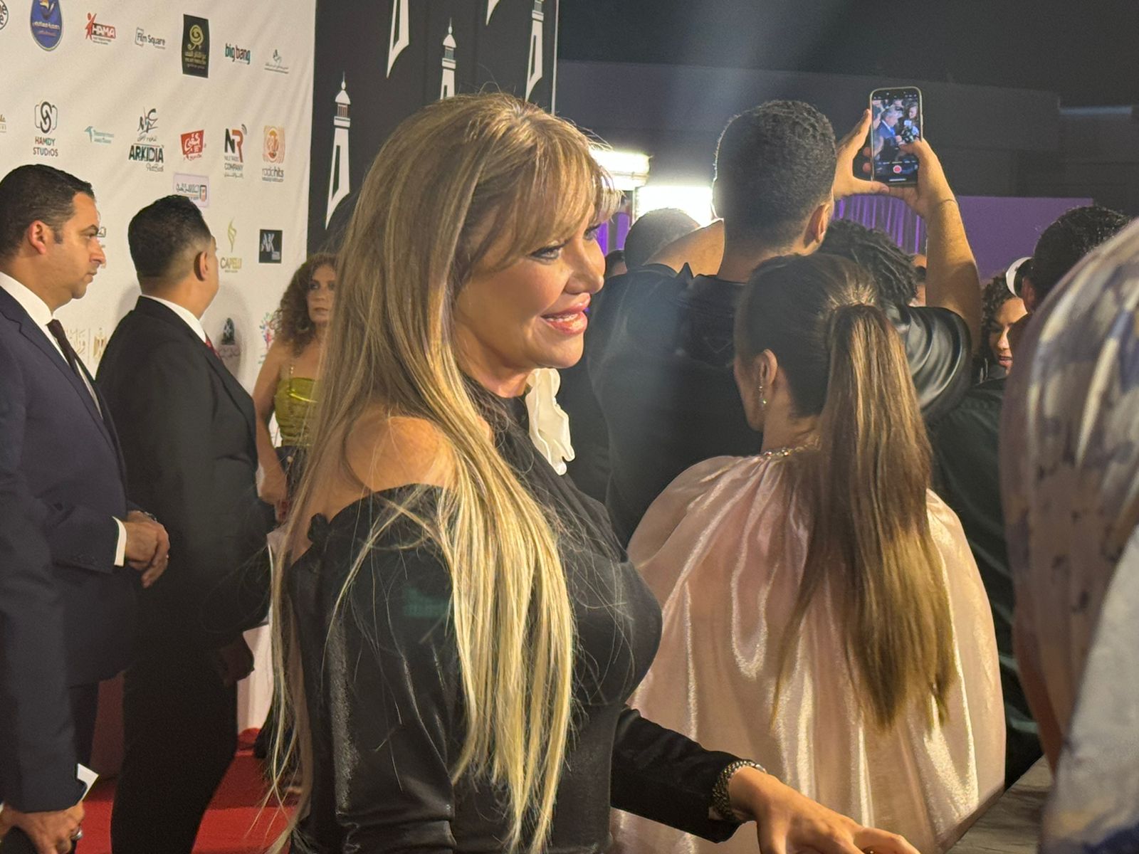 لقاء سويدان وسامح الصريطي في مقدمة حضور حفل ختام مهرجان بورسعيد السينمائي (1)