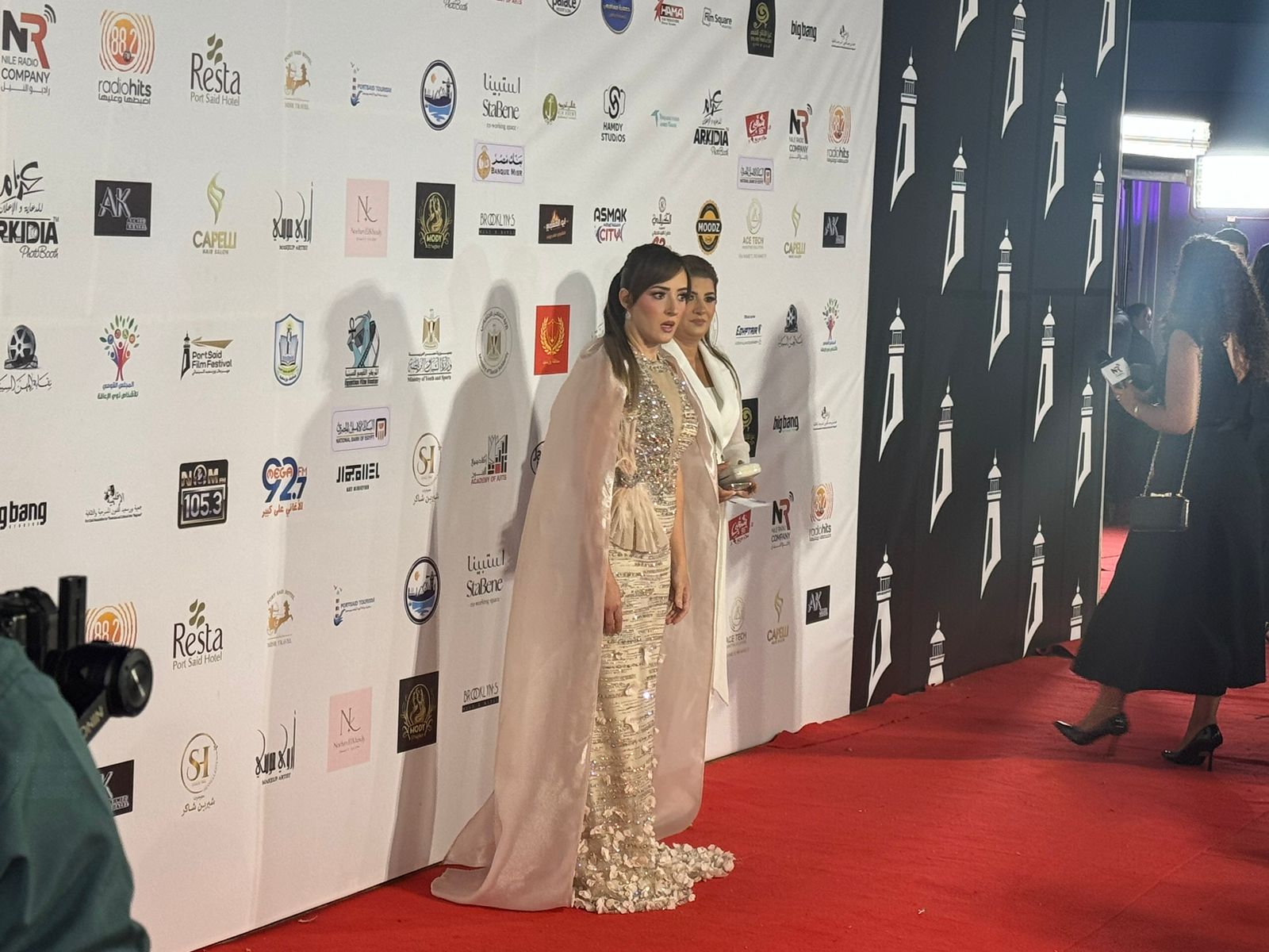 لقاء سويدان وسامح الصريطي في مقدمة حضور حفل ختام مهرجان بورسعيد السينمائي (4)