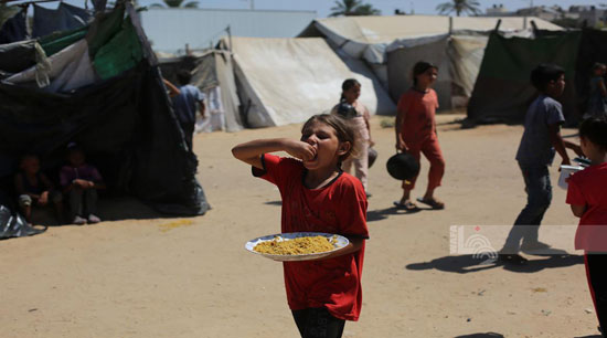 أطفال غزة يحاربون الجوع