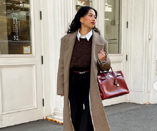 حقيبة جلدية واسعة