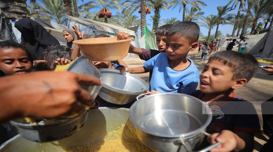 عيون الأطفال فى قطاع غزة تبرز المعاناة