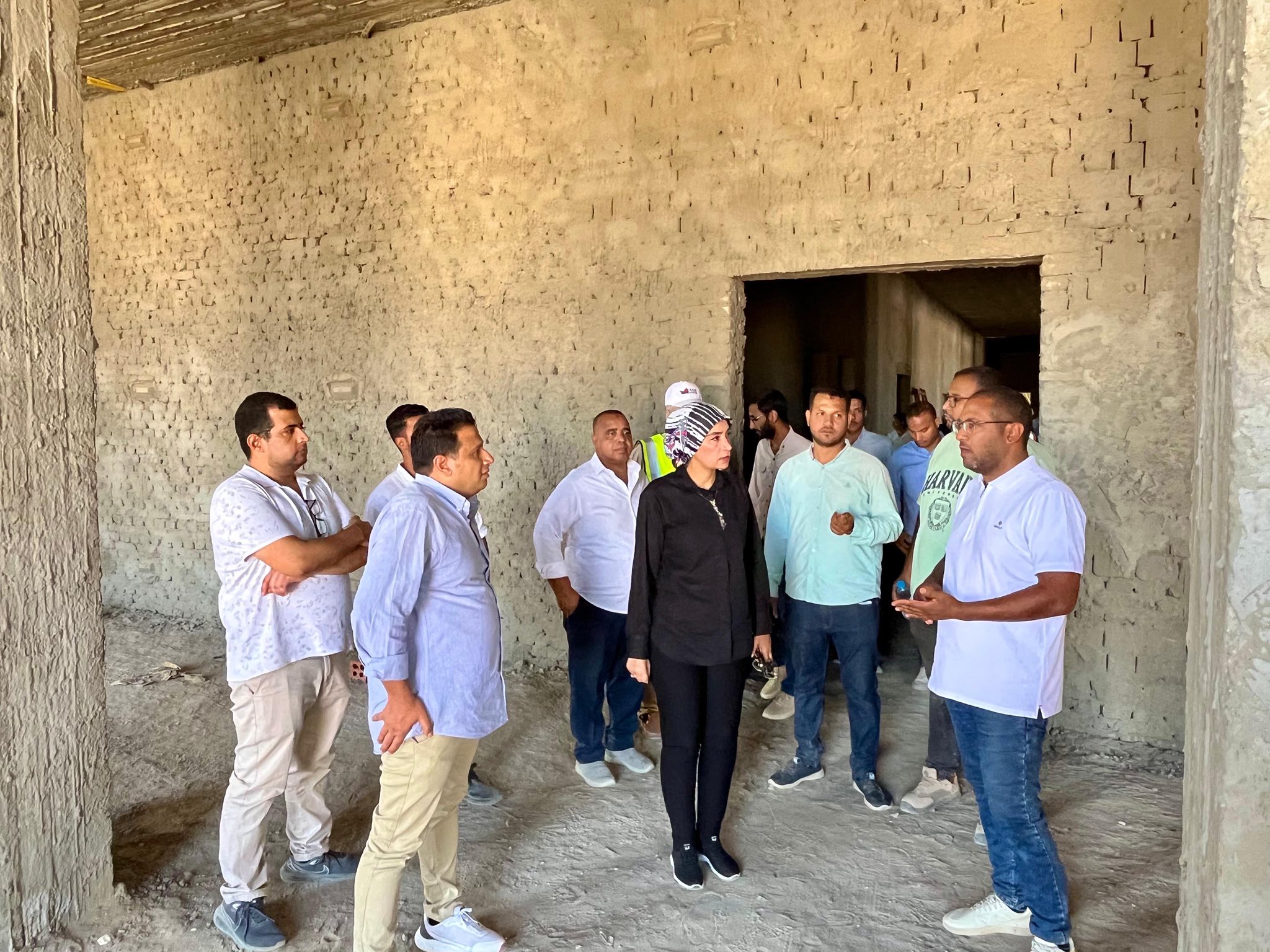 جولة على المشروعات الإنشائية الجديدة بجامعة الأقصر