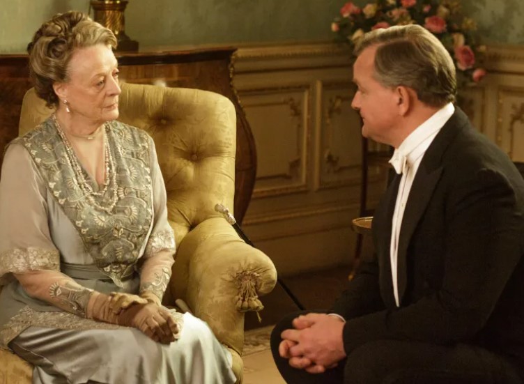 مسلسل داونتون آبى