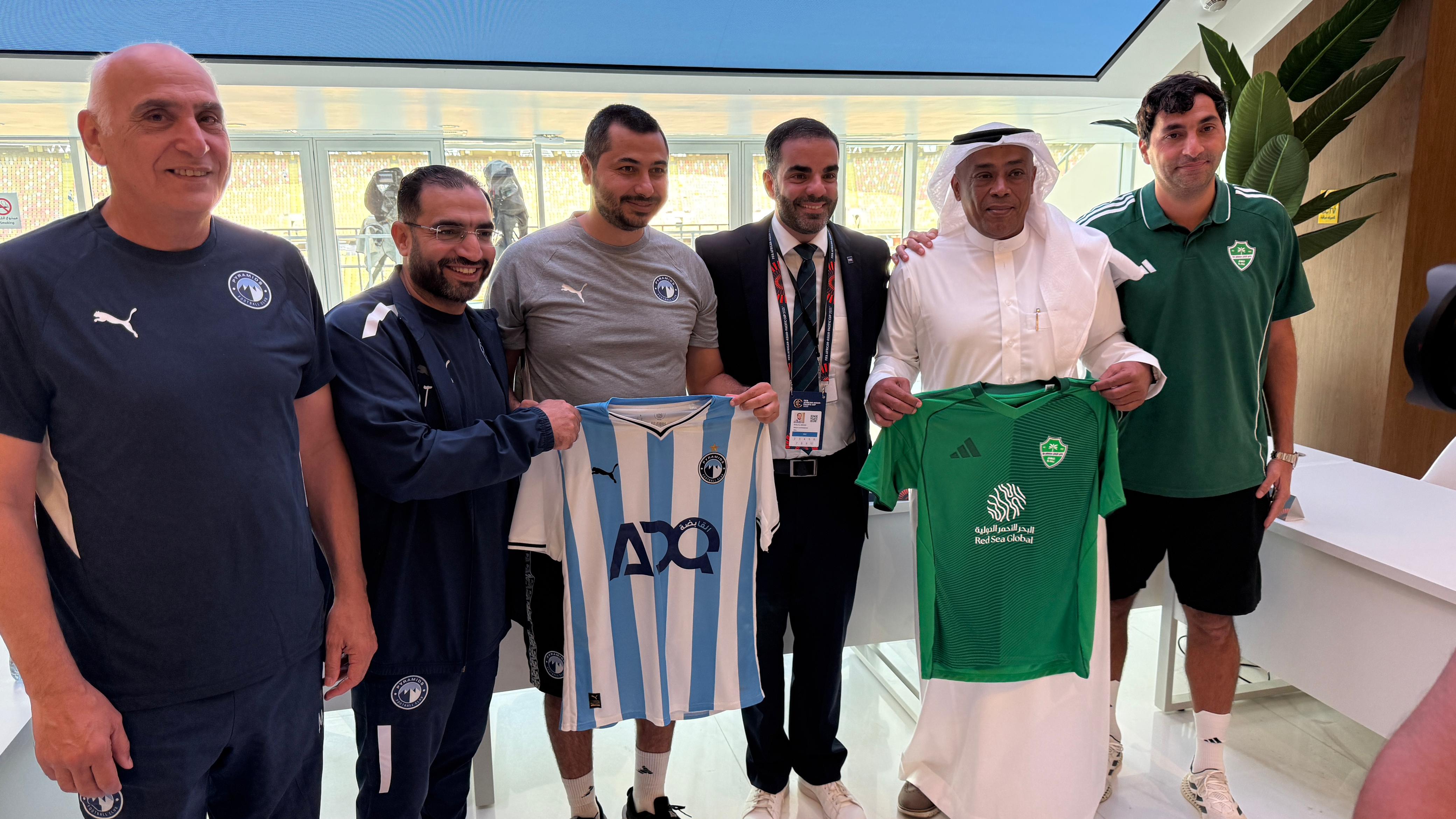 بيراميدز والاهلي السعودي