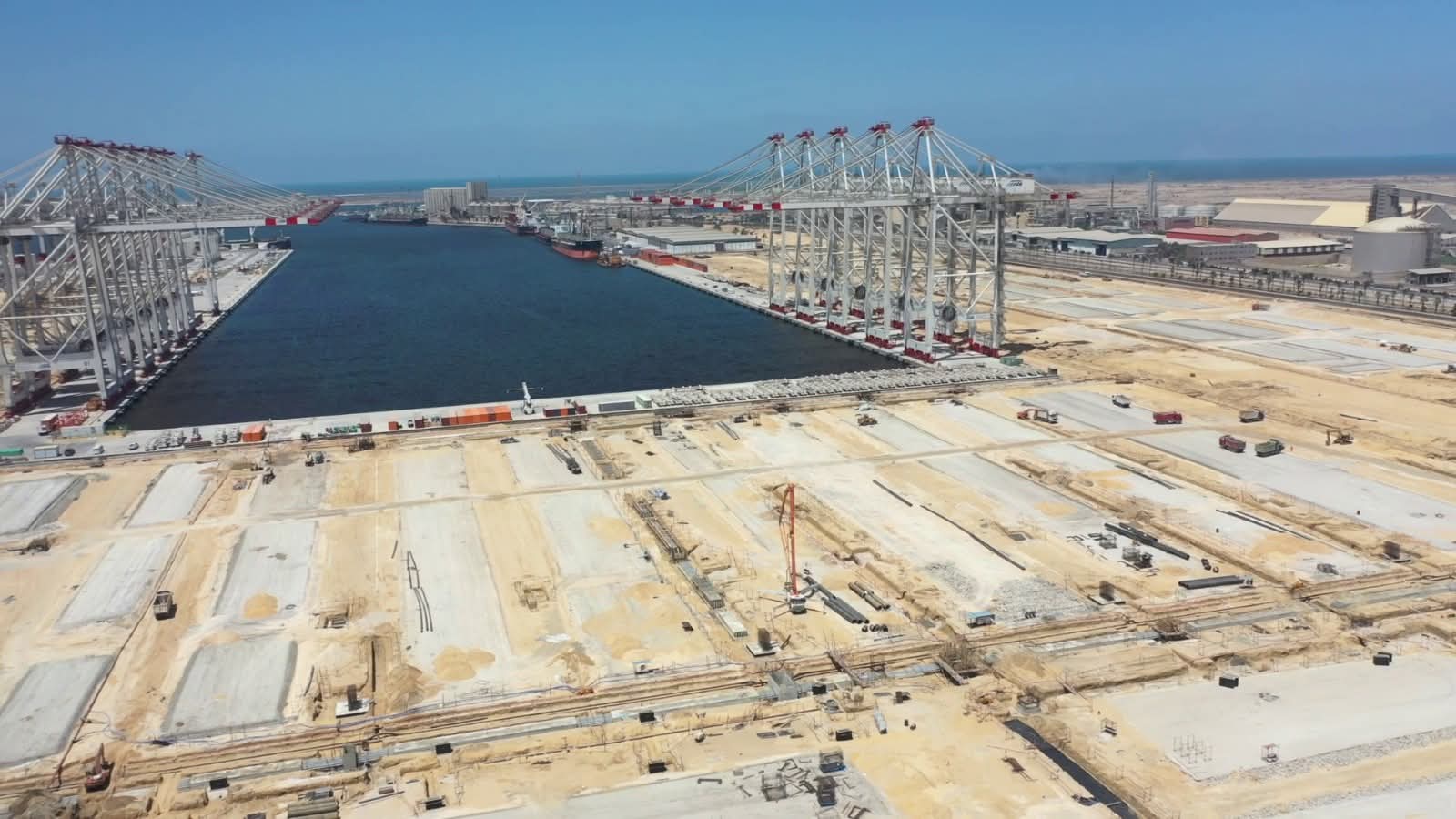 إنشاء محطة حاويات تحيا مصر 1 بميناء دمياط